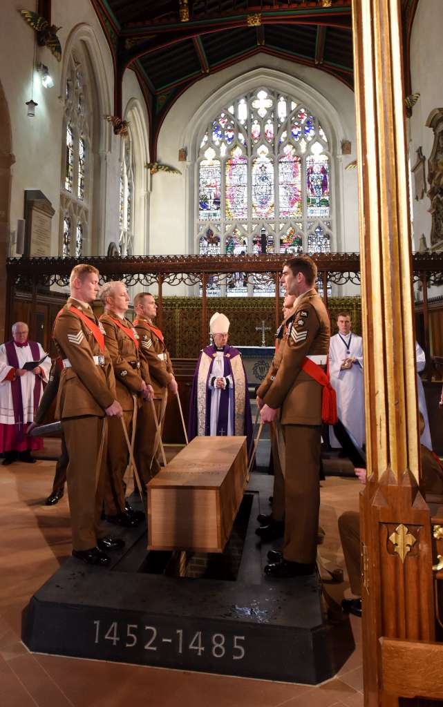 LEMA20150326B-005_C-1024